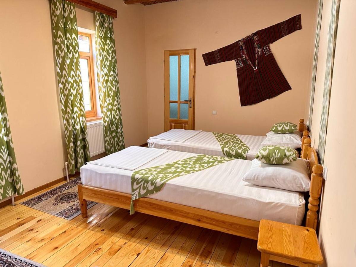 Sarrafon Guest House Buchara Buitenkant foto