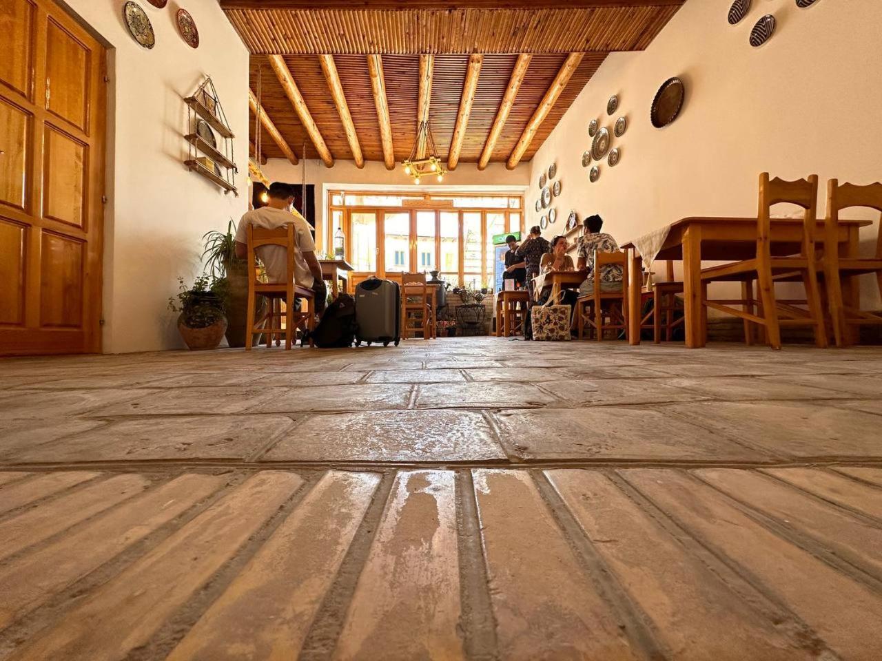 Sarrafon Guest House Buchara Buitenkant foto